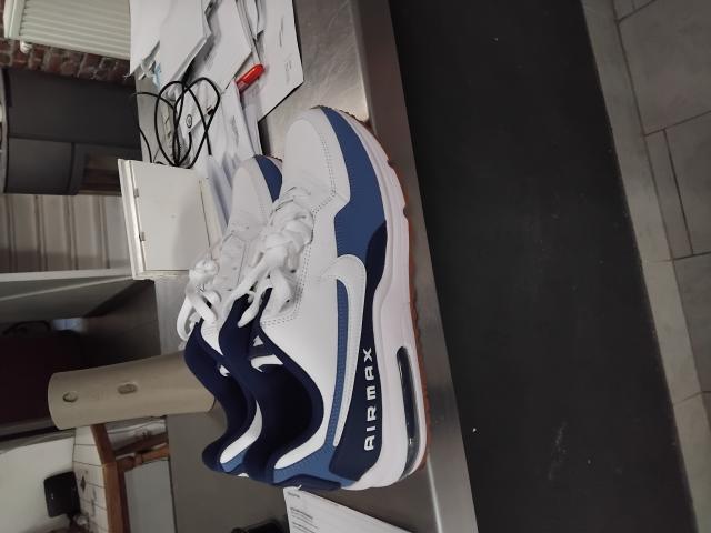 Photo Basket nike aire max image 5/6