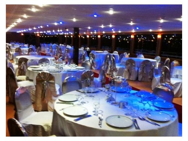 Photo Bateau passagers restaurant 40 m rénové 2017 pour 420 invités image 5/6