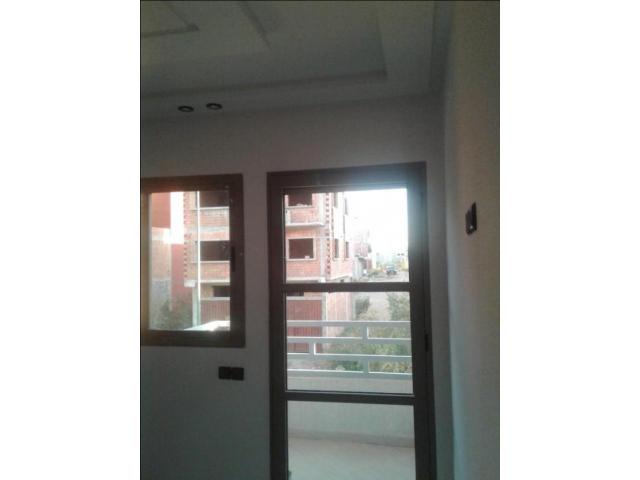 Photo bel appartement 80 m2 avec 2 façade image 5/6