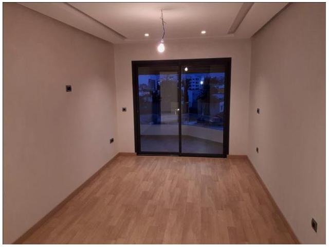 Photo Bel appartement de 180 m² quartier palmier image 5/6