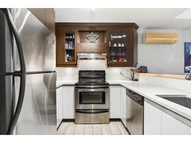 Photo Belle unité de coin 2 chambres avec garage Vieux-Rosemont (Montreal, Quebec) image 5/6