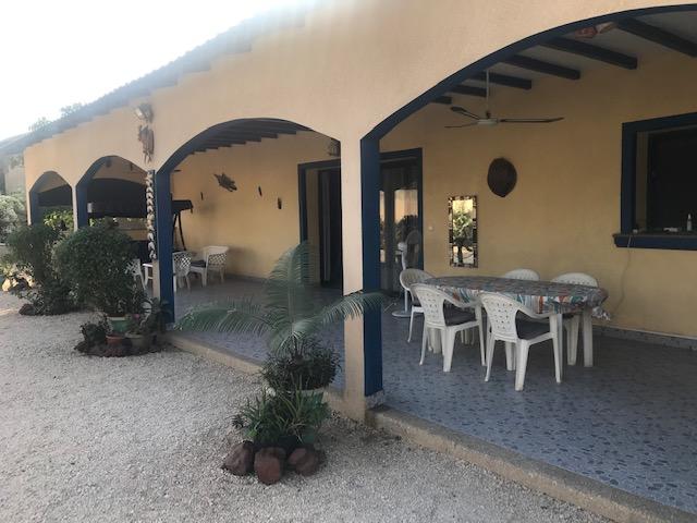 Photo BELLE VILLA  AVEC 4 LOCATIFS SEPARES A WARANG. image 5/6