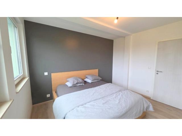 Photo Bertrix : bel appartement, 2 chambres, terrasse, parking, ascenseur. image 5/6