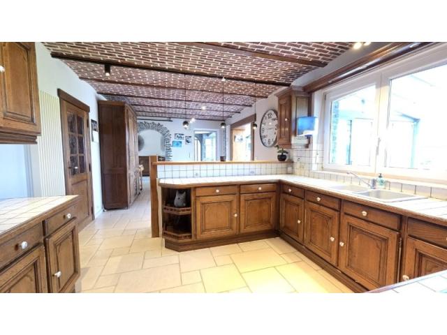 Photo Bertrix : magnifique maison, piscine, 4-5ch, grand jardin. image 5/6