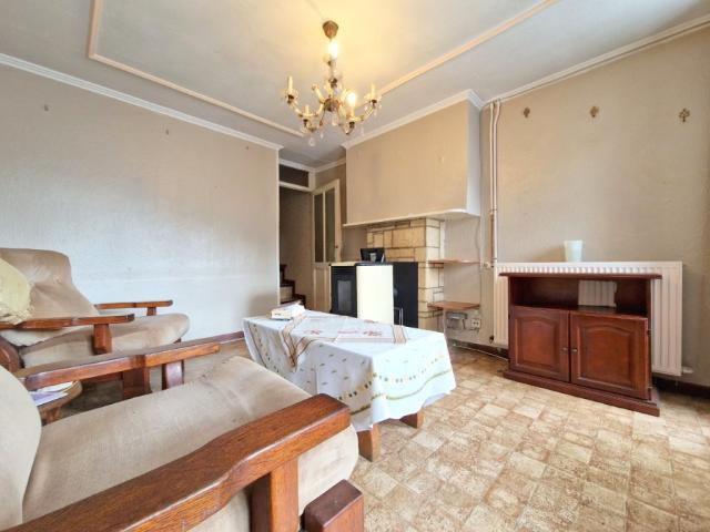Photo BOUILLON : Belle maison mitoyenne avec terrasse, belle vue, proche du centre. image 5/6