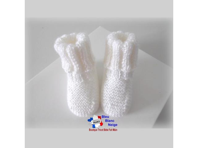 Photo Chaussons à revers côtes layette tricotée main en laine image 5/6