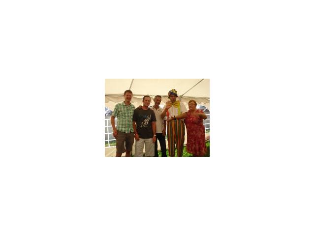 Photo Clown, artistes de rue, spectacles pour enfants, mime, statue vivante,échassier, faux serveur, artis image 5/6