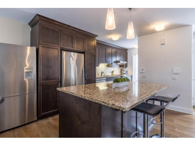 Photo Condo 3 étages avec parc privé au bord du Lac-Brome (Quebec) image 5/6