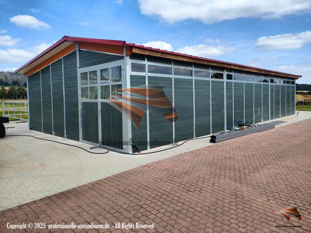 Photo Construire une écurie moderne & Boxes pour chevaux et Abris image 5/6