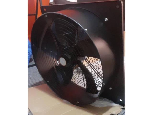Photo DES EXTRACTEURS D’AIR DE 250 mm à 600 mm. image 5/5