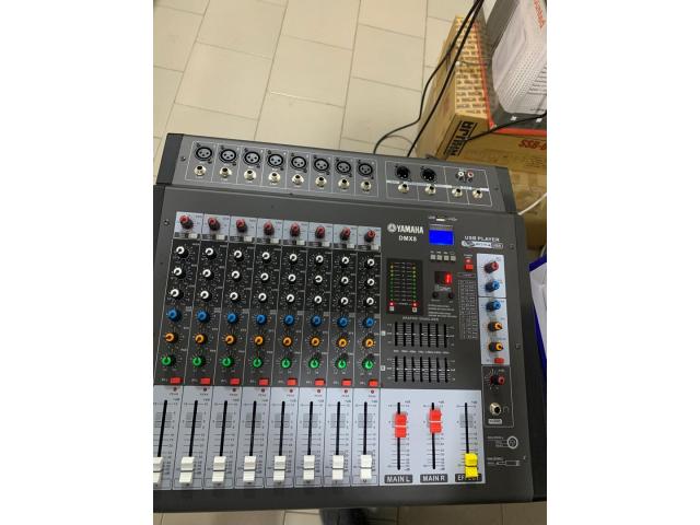 Photo DES TABLES DE MIXAGE DE MARQUE YAMAHA DISPONIBLE image 5/5