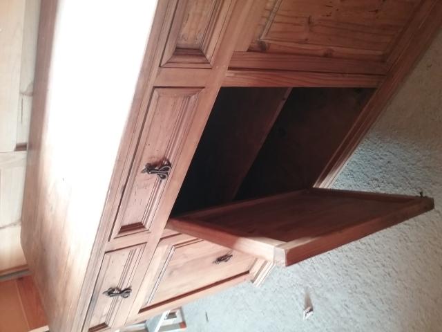 Photo Dressoire avec table + 6 chaises image 5/6