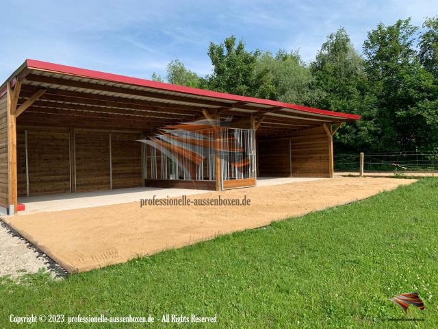 Photo Écuries Pour Chevaux & Construction D'écuries, Boxes Intérieurs - Abri Pour Chevaux image 5/6