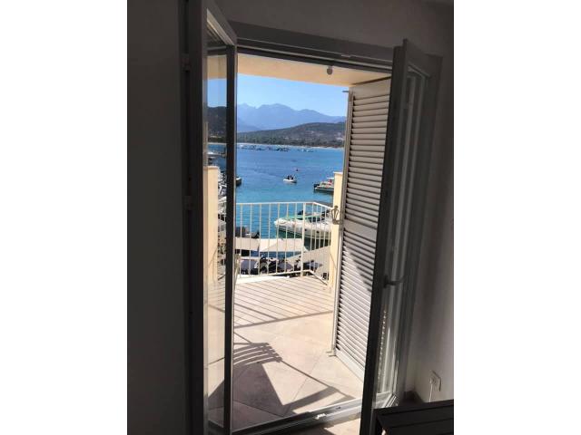 Photo En plein cœur de Calvi avec vue panoramique !! image 5/6