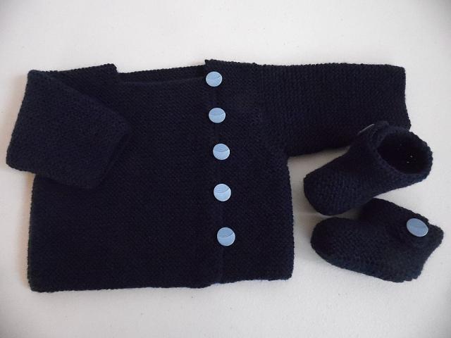Photo Ensemble ou trousseau marine tricot bébé laine fait main image 5/6