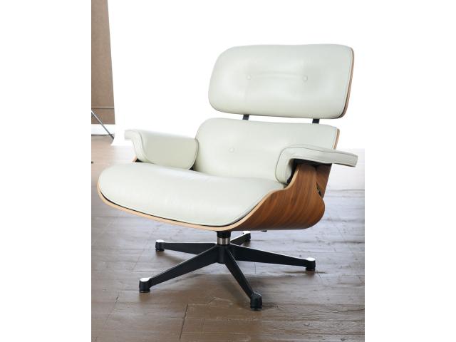 Photo Fauteuil et ottoman Herman Miller Eames - Cuir blanc image 5/5