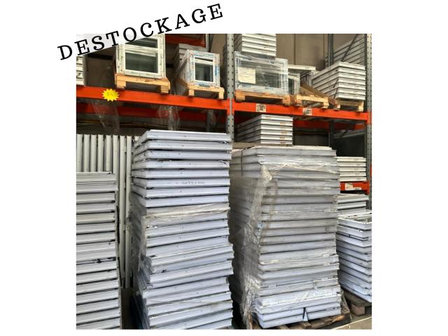 Photo Fenêtre PVC ou ALU en stock / bêche image 5/5