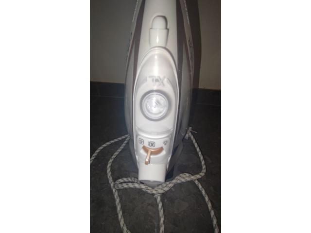 Photo Fer à repasser Calor Puregliss FV8042C0 2900 W Blanc et Or image 5/6