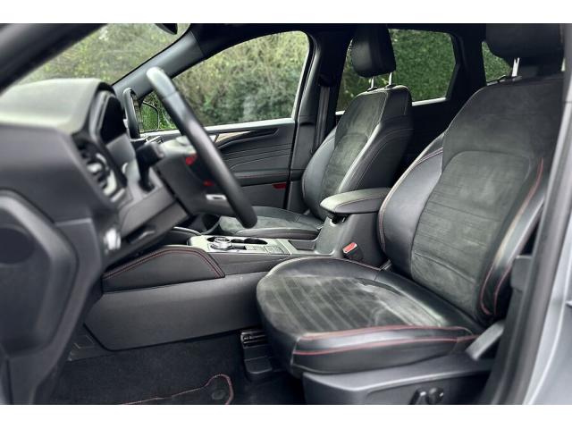 Photo Ford Kuga 2.5 Plug in Hybrid ST-Line Aut. - 09 2022 image 5/6