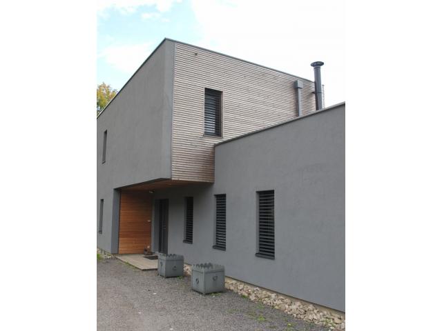 Photo GERARDMER (Hautes-Vosges) : Villa contemporaine de 220 m² habitables vendue partiellement meublée, é image 5/6