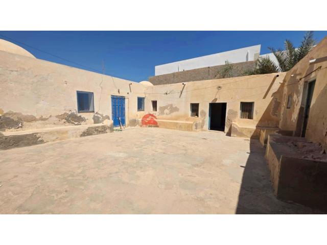Photo HOUCH DJERBIEN À VENDRE À HOUMT SOUK DJERBA ZU - RÉF H721 image 5/6