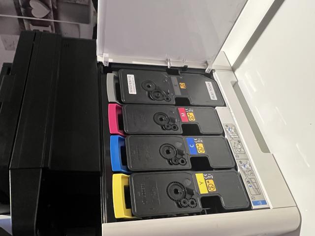 Photo Imprimante multifonctions Kyocera M5526cdw Laser couleur et Revto-verso image 5/6
