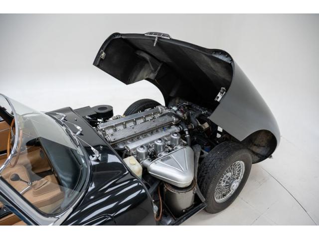 Photo Jaguar E-Type Series 2 4.2 '69 CHr9395 image 5/6