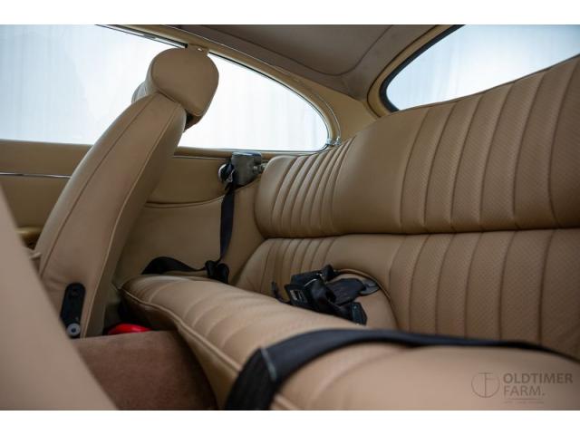Photo Jaguar E-Type Series 3 V12 '71 CH23bw image 5/6