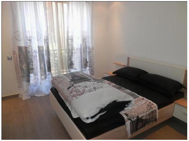Photo Joli appartement à louer meublé tout neuf avec petite terrasse à Guéliz image 5/6