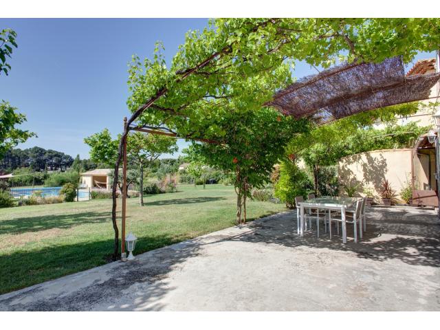 Photo Location de vacances avec piscine & SPA / jacuzzi privé dans le Luberon Provence image 5/6