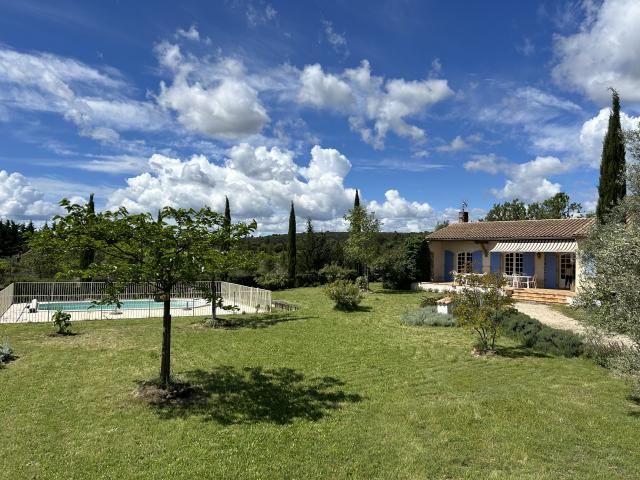 Photo Location maison France - Vaucluse - Calme - Piscine - 6 personnes image 5/6