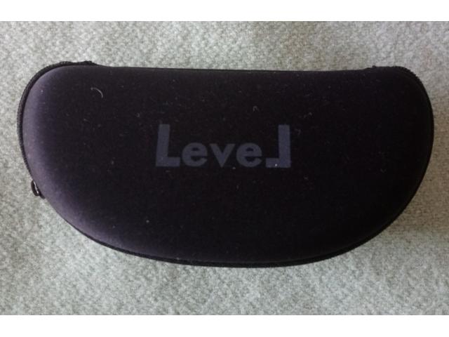 Photo Lunette de soleil image 5/6