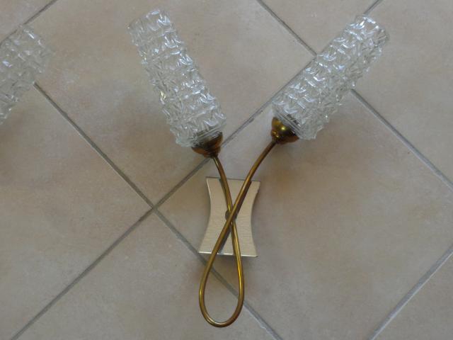 Photo lustre de sale a mange ou de salon et appliques image 5/5