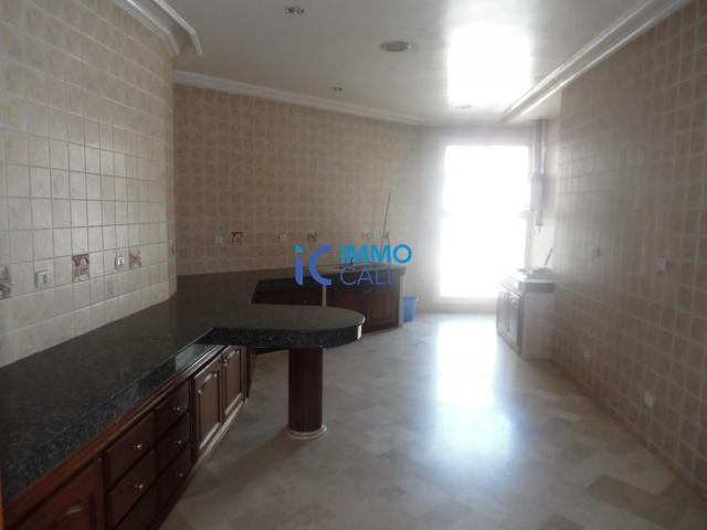 Photo Luxueuse appartement en location située à Hay Riad image 5/6
