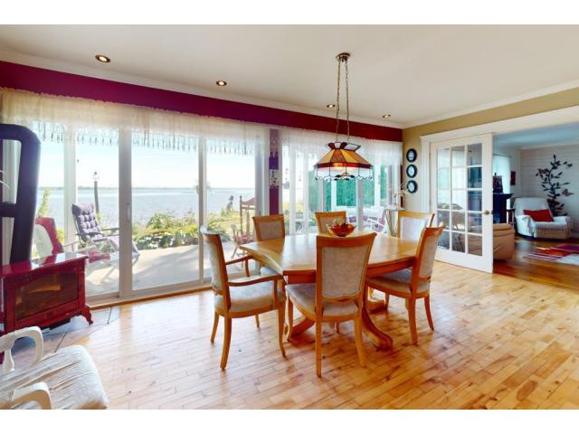Photo Maison de rêve avec plage de sable privée à Lanoraie (Quebec) image 5/6