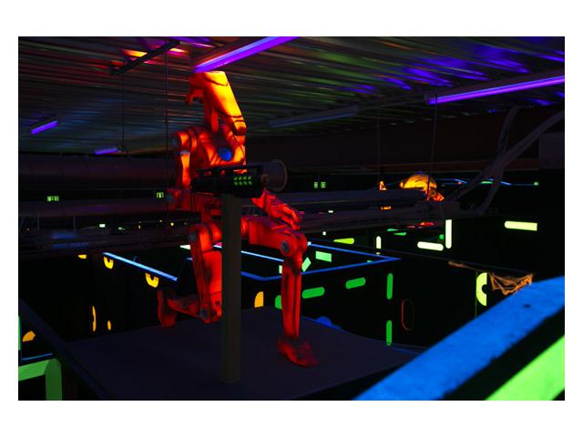 Photo Matériel pour votre centre de laser game mobile ou fixe image 5/6