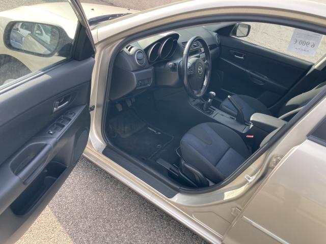 Photo MAZDA 3 1.6 MZ-CD 110CV ACTIVE BERLINE 4 portes image 5/6