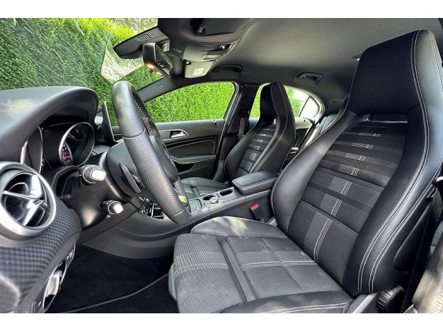 Photo Mercedes-Benz A 180 Business Line - 06 2017 image 5/6