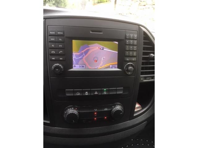 Photo Mercedes-Benz Vito CDI 114 Tourer 9 place extralong image 5/6