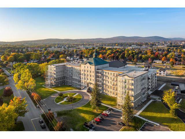 Photo Ne payez rien jusqu'au 1er janvier 2026 ! 4 1/2 à Beauport (Quebec) image 5/6