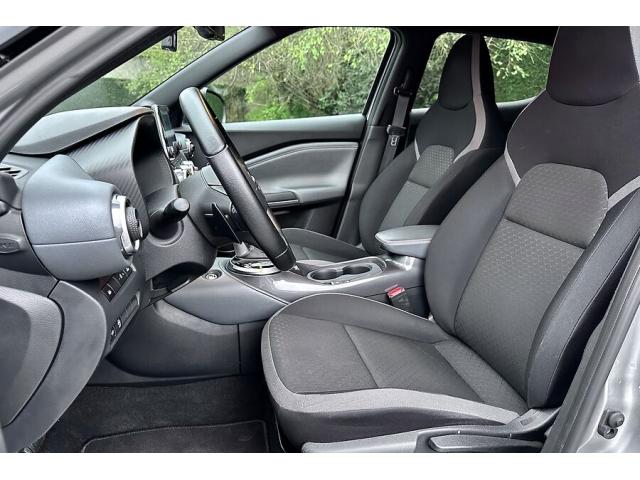 Photo Nissan Juke 1.0 DiG-T 2WD N-Connecta Auto - 09 2021 image 5/6