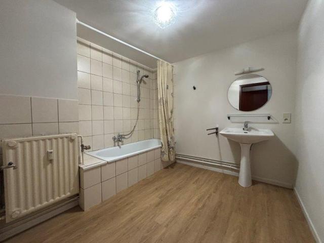 Photo PALISEUL : bel appartement duplex, 2ch, 100 m² - L028 image 5/6