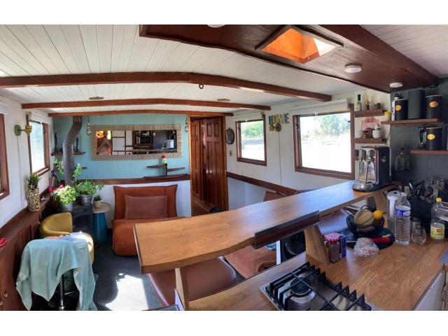 Photo PENICHE HABITABLE 15,54 M image 5/6
