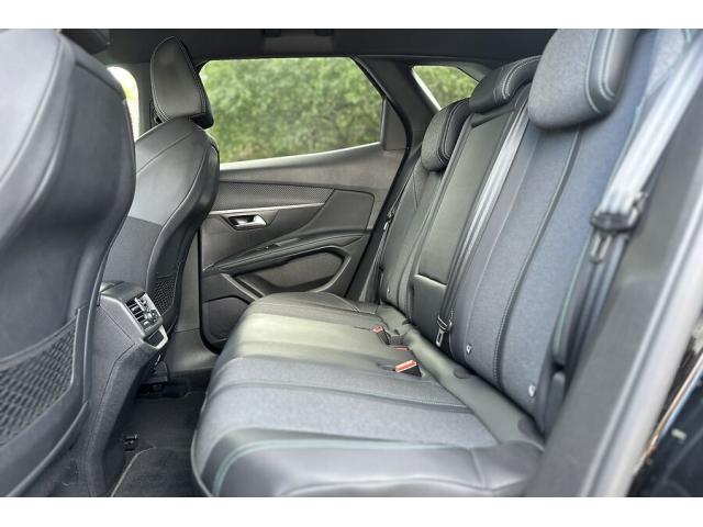 Photo Peugeot 3008 1.2 PureTech 130 Allure Aut. - 04 2024 image 5/6