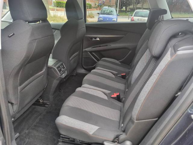 Photo Peugeot 5008 2018 1.6hdi 115cv euro6 Virtual cockpit Gps AC image 5/6