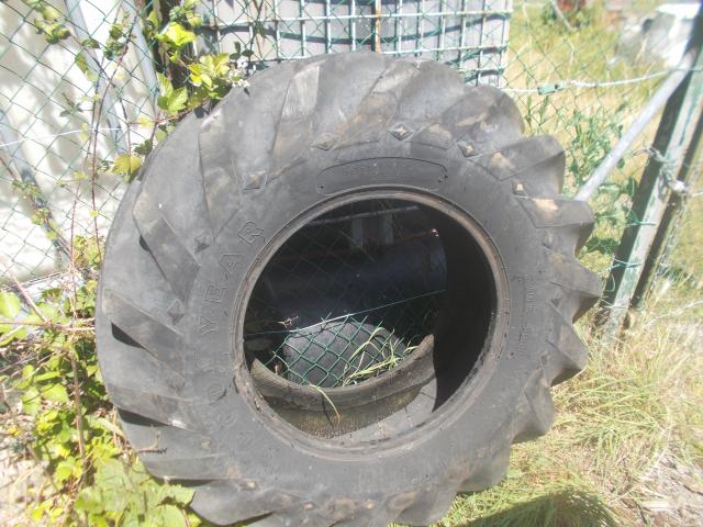 Photo pneus goodyear 155/80.24 de 12 ply faire prix image 5/5