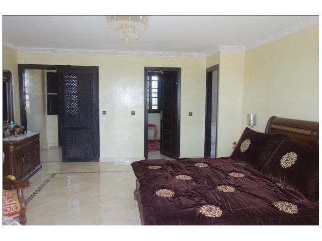 Photo Propriété sur 11000m² avec 2 villas à vendre à proximité Amelkis image 5/6