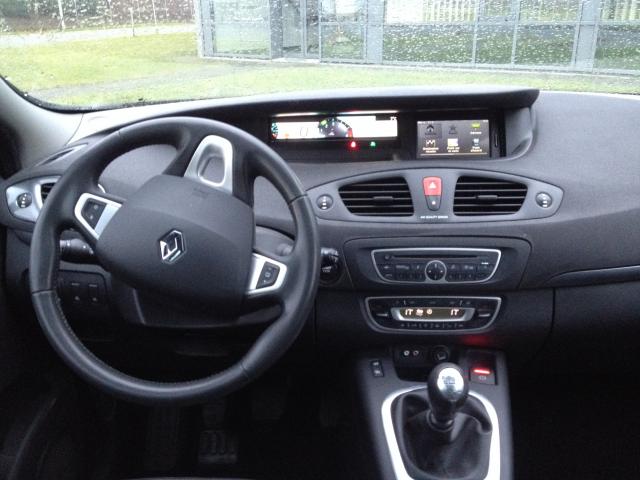 Photo RENAULT SCENIC 1.6 DCI ENERGY 130 CH image 5/6