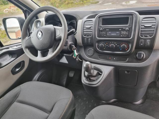 Photo Renault Trafic 10/2018 L1h1 89000km 1.6dci 95cv 70kw airco image 5/6