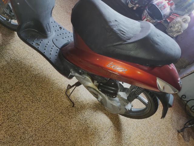 Photo Scooter Peugeot looxor rouge métallisé image 5/6